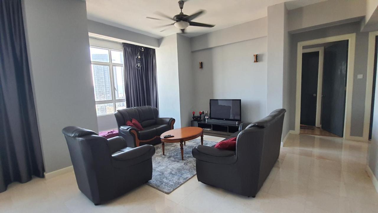 Jalan Tun Razak: Location Near Healthcare & Cultural Hubs Kuala Lumpur