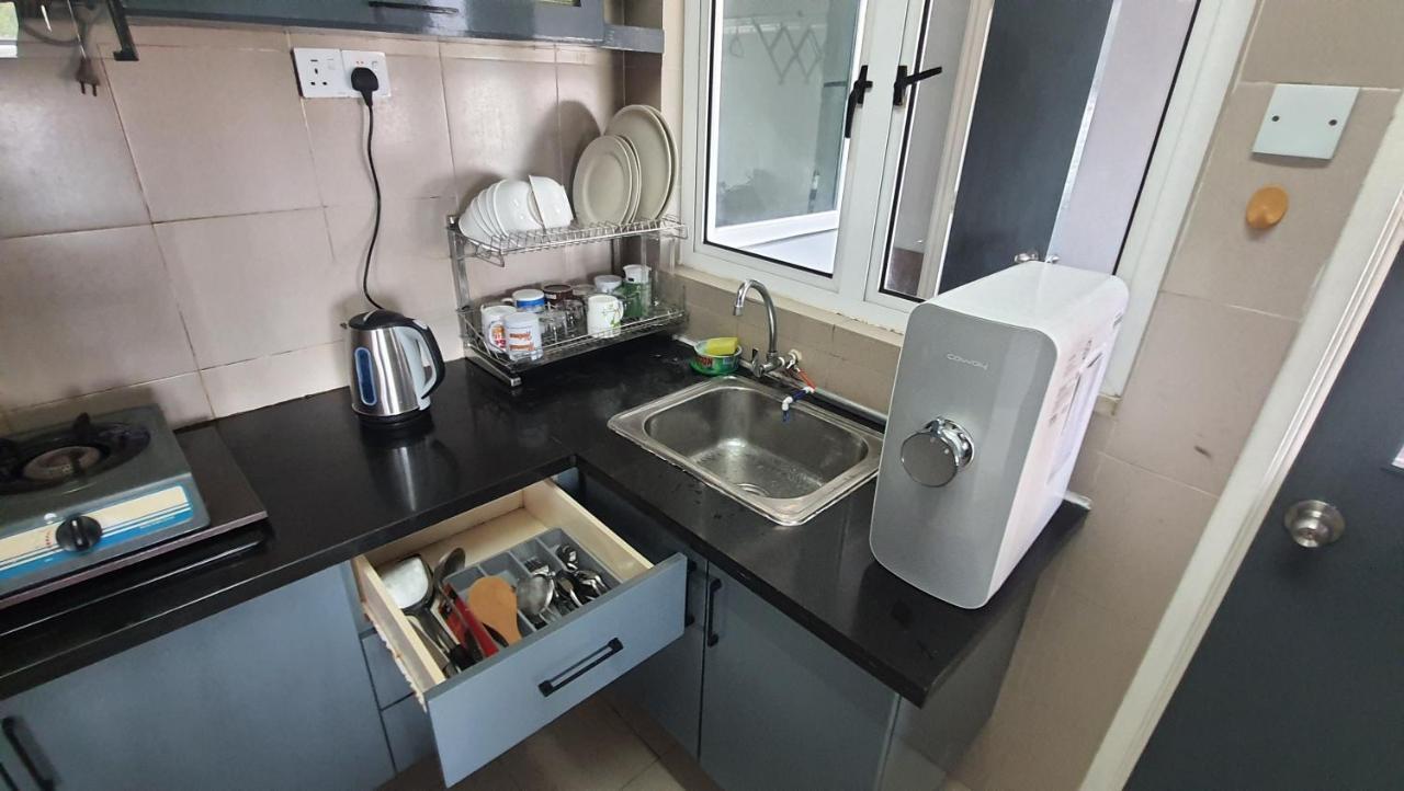 Jalan Tun Razak: Location Near Healthcare & Cultural Hubs Apartment *