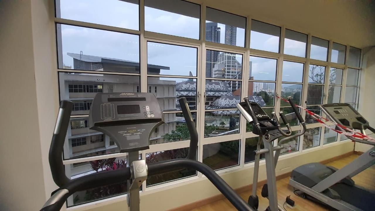 Jalan Tun Razak: Location Near Healthcare & Cultural Hubs Apartment *