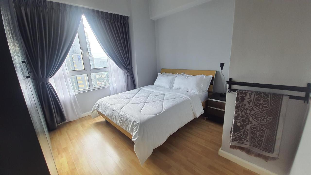 Jalan Tun Razak: Location Near Healthcare & Cultural Hubs